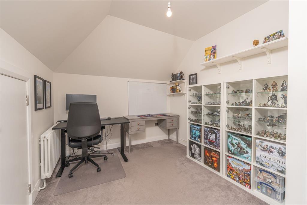 Flat 2,
16a Minto Street,
Edinburgh,
EH9 1RQ - image 24