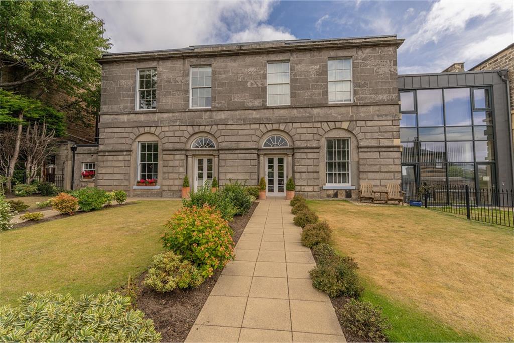 Flat 2,
16a Minto Street,
Edinburgh,
EH9 1RQ - image 30