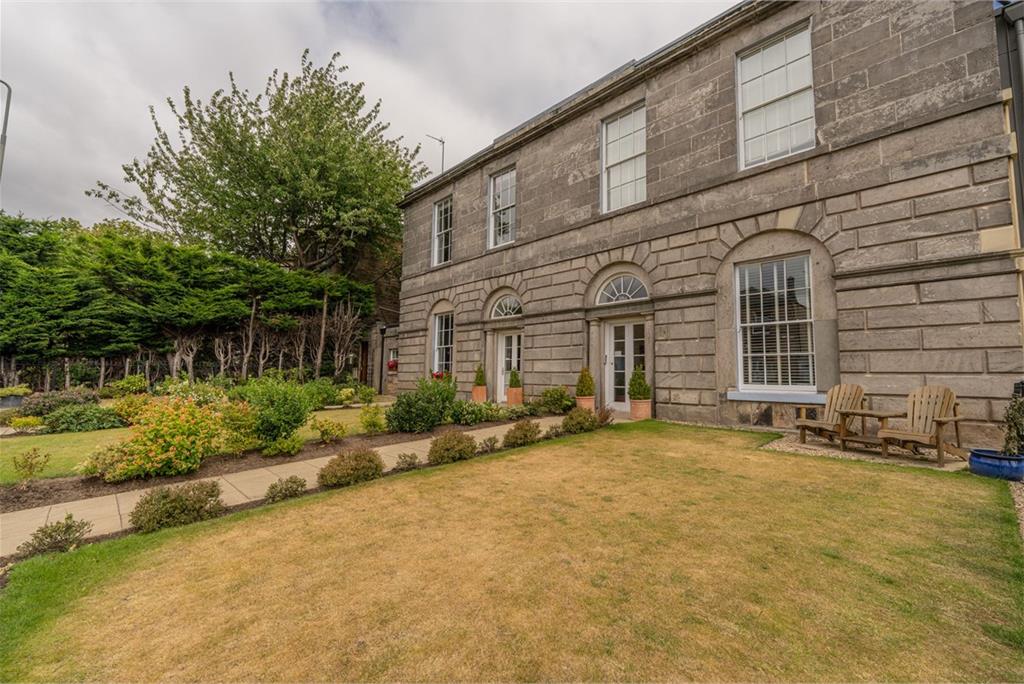 Flat 2,
16a Minto Street,
Edinburgh,
EH9 1RQ - image 34