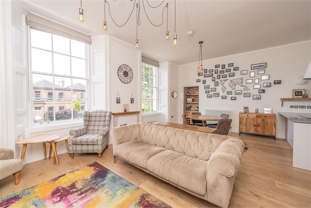 Flat 2,
16a Minto Street,
Edinburgh,
EH9 1RQ - image 1