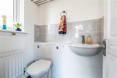 142 Gilmerton Dykes Road, Edinburgh, EH17 8PE - image 22