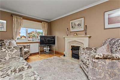 12 Stonefield Gardens, Paisley, PA2 7RH - image 3