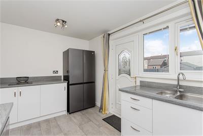 8 Lochend Avenue, Dunbar, EH42 1NB - image 4