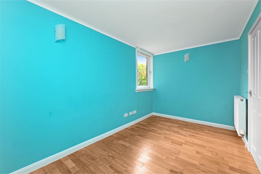 4F, Fair-A-Far, Cramond, Edinburgh, EH4 6QD - image 9