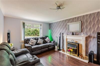 1 Rowanhill Close, Port Seton, EH32 0SY - image 2