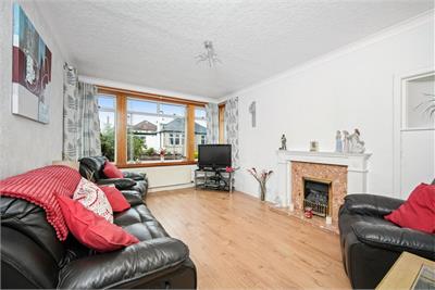17 Hamilton Park, Duddingston, Edinburgh, EH15 1NW - image 2