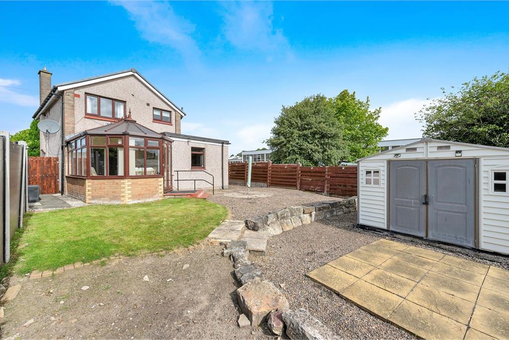 14 Spruce Grove,
Dunfermline,
KY11 8AE - image 29