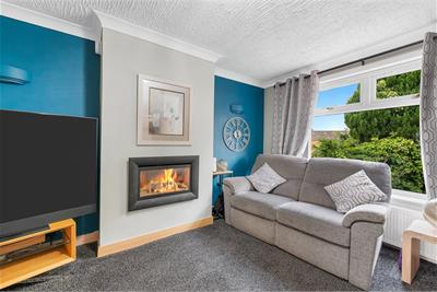 14 Spruce Grove, Dunfermline, KY11 8AE - image 4
