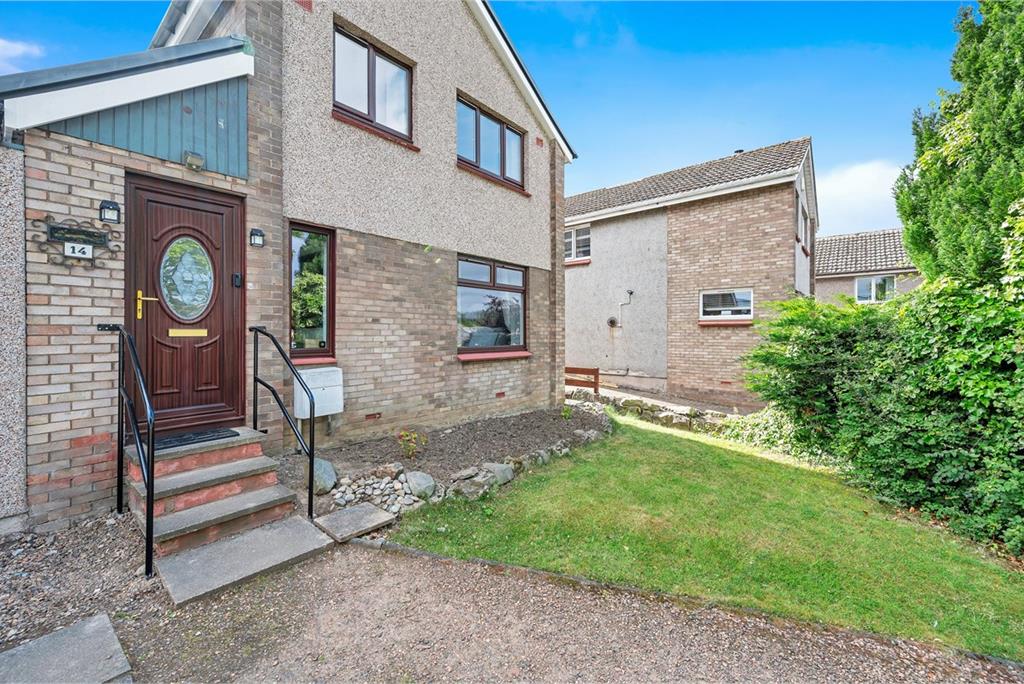 14 Spruce Grove,
Dunfermline,
KY11 8AE - image 31