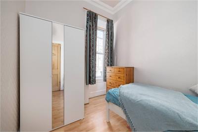 4/3 Montague Street, Edinburgh, EH8 9QU - image 12