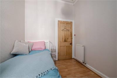 4/3 Montague Street, Edinburgh, EH8 9QU - image 13