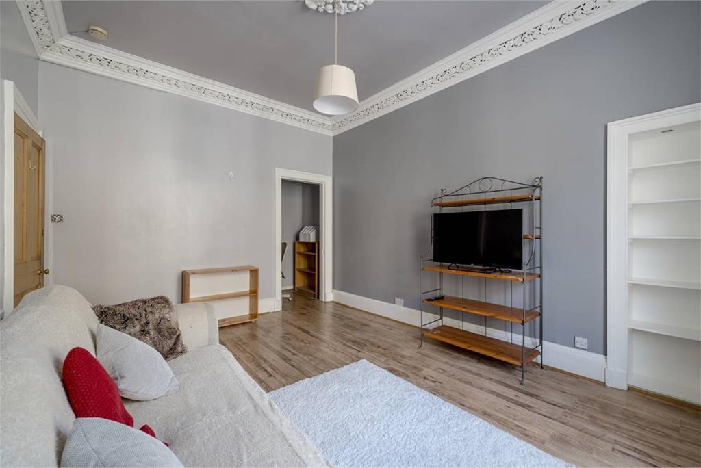 4/3 Montague Street,
Edinburgh,
EH8 9QU - image 3