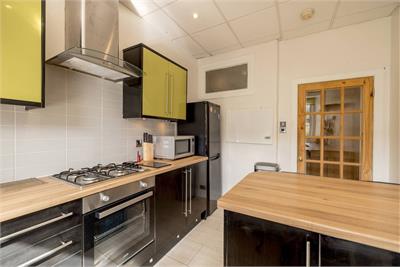 4/3 Montague Street, Edinburgh, EH8 9QU - image 6