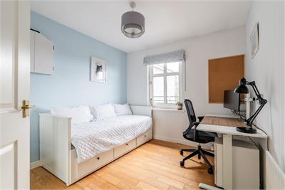 6/8 Carrick Knowe Avenue, Edinburgh, EH12 7BX - image 11