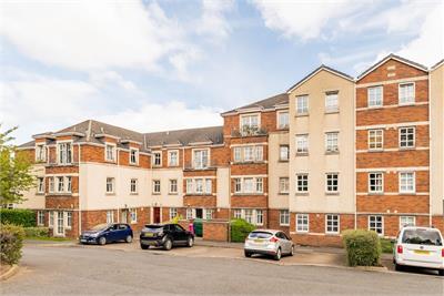 6/8 Carrick Knowe Avenue, Edinburgh, EH12 7BX - image 20