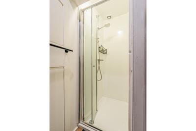 11 3F3 Watson Crescent, Edinburgh, EH11 1HB - image 8