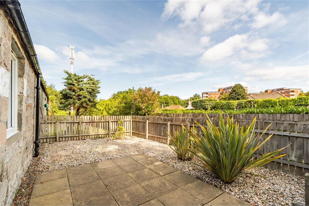 101 Strathalmond Road, Edinburgh, EH4 8HP - image 4