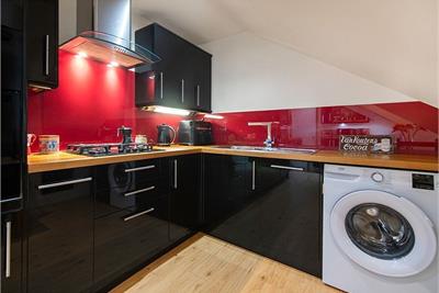 42/3 Portobello High Street, Edinburgh EH15 1DA - image 5