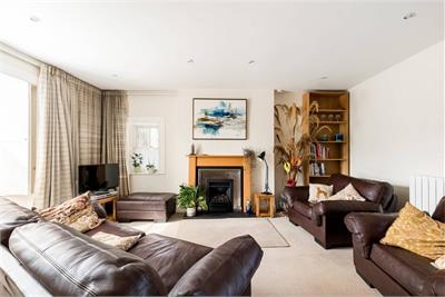 194 Lanark Road West, Currie, EH14 5NX - image 3