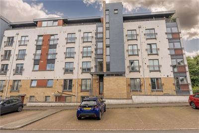 8/2 East Pilton Farm Rigg, Edinburgh, EH5 2GD - image 1