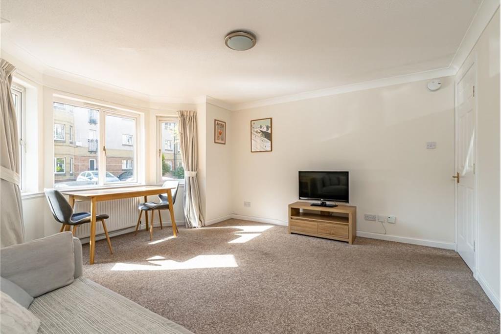 4/1 Easter Dalry Place,
Edinburgh,
EH11 2TP - image 5