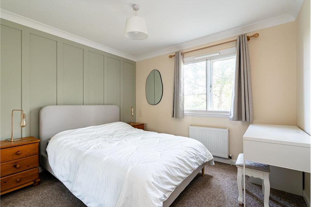 4/1 Easter Dalry Place,
Edinburgh,
EH11 2TP - image 8