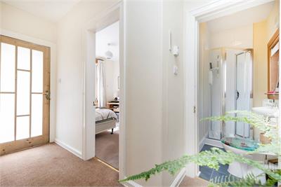 4 St Ninians Road, Edinburgh, EH12 8AW - image 5