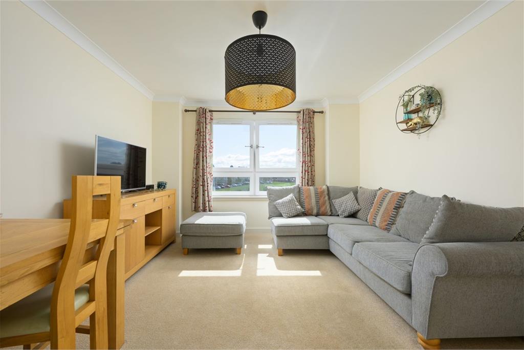 44G Norway Gardens, Dunfermline, KY11 8JW - image 2