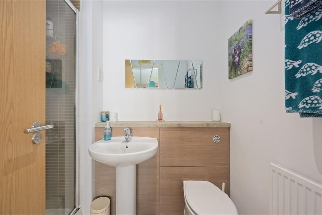 44G Norway Gardens, Dunfermline, KY11 8JW - image 17