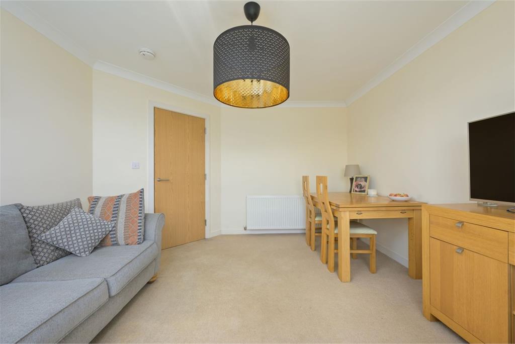 44G Norway Gardens, Dunfermline, KY11 8JW - image 4