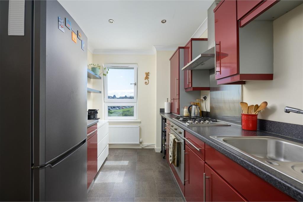 44G Norway Gardens, Dunfermline, KY11 8JW - image 8