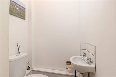 106 (3F4) Gorgie Road, Edinburgh, EH11 2NP - image 10