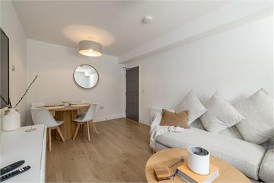 Flat 4, 59 Craiglockhart Avenue, Craiglockhart, Edinburgh, EH14 1LS - image 4