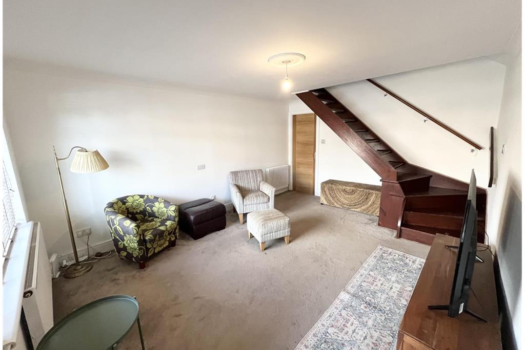 28 Titchfield Way,
Girdle Toll,
Irvine,
KA11 1PP - image 2