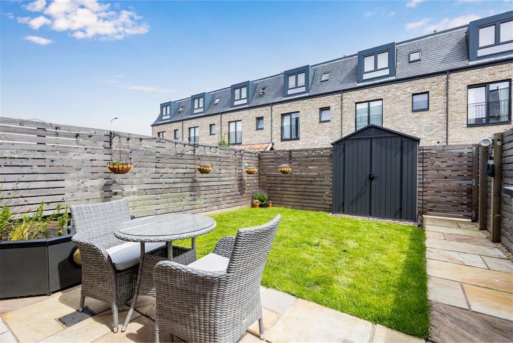 22 South Carron Crescent, Leith, Edinburgh, EH6 7FX - image 23