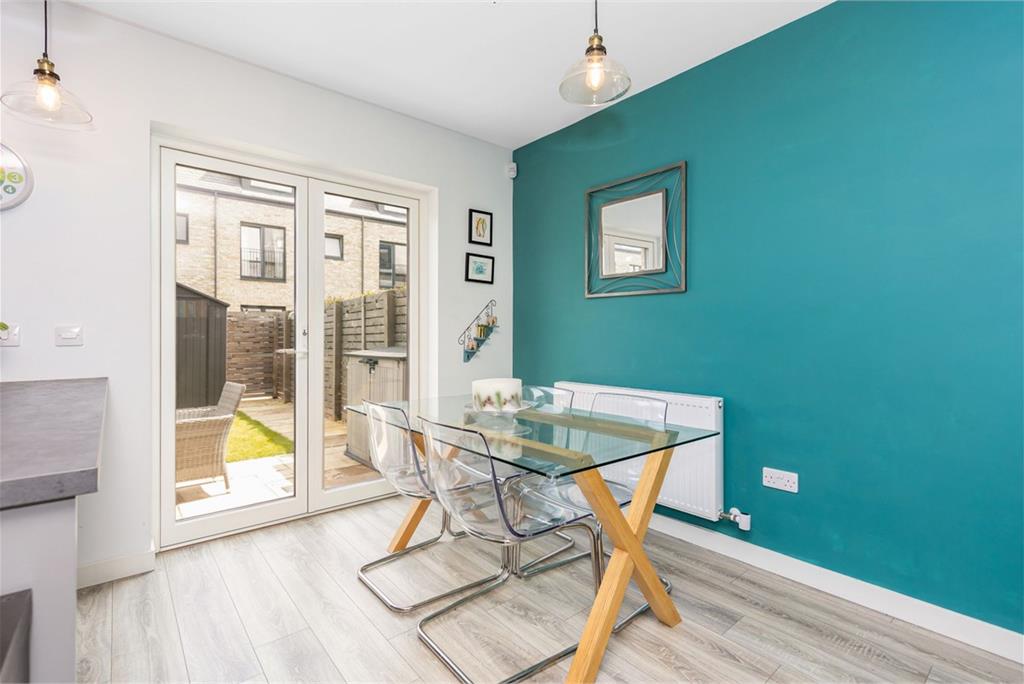 22 South Carron Crescent, Leith, Edinburgh, EH6 7FX - image 6