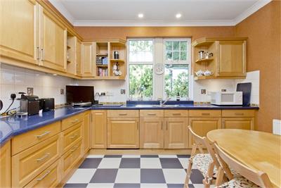 30 Gamekeeper's Road, Edinburgh, EH4 6LU - image 18