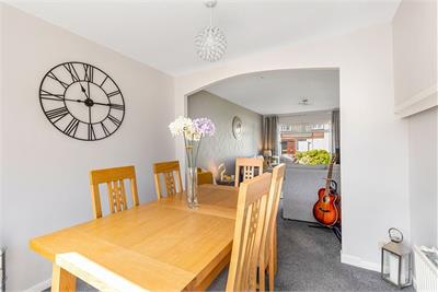 2 Buckstone Row, Edinburgh, EH10 6TP - image 7