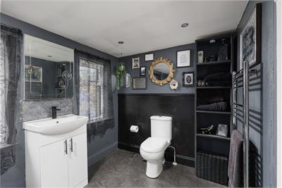 17 Wilson Street, Cowdenbeath, KY4 9DQ - image 15