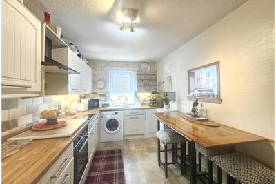 29 Kilmeny Court, Ardrossan, KA22 8DJ - image 4