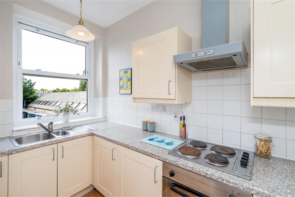 178/3 Causewayside, Newington, Edinburgh, EH9 1PN - image 9