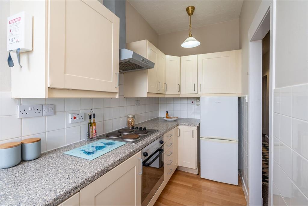 178/3 Causewayside, Newington, Edinburgh, EH9 1PN - image 10