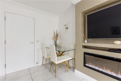 7 Peebles Terrace, Muirhouse, Edinburgh, EH4 4UE - image 4