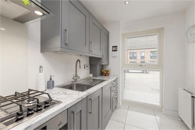 7 Peebles Terrace, Muirhouse, Edinburgh, EH4 4UE - image 6