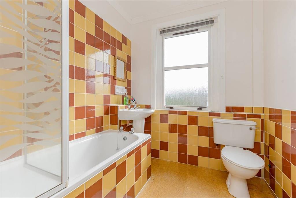 31 Newtown Street,
Bo'Ness,
EH51 9HN - image 16