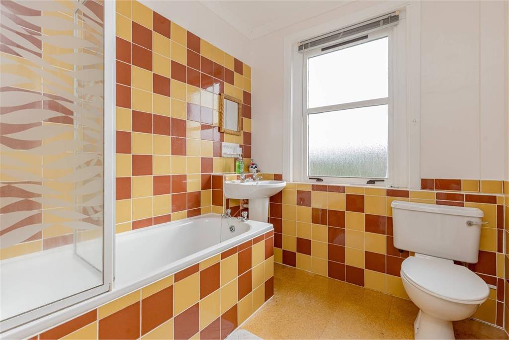 31 Newtown Street,
Bo'Ness,
EH51 9HN - image 17
