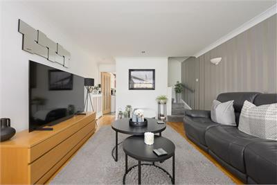 40 Grey Craigs, Cairneyhill, KY12 8XN - image 3