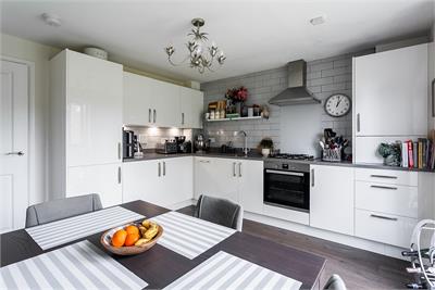 34 Hapland Bow, Edinburgh, EH17 8UZ - image 5