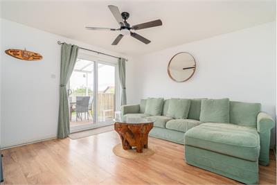 47 Springwood Rise, Kelso, TD5 8BE - image 3
