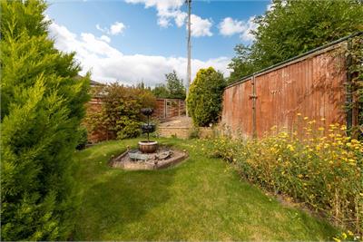 4 Priestfield Crescent, EDINBURGH, EH16 5JQ - image 13